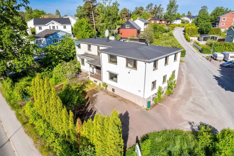 Apartment, 11 rooms, 50 m²