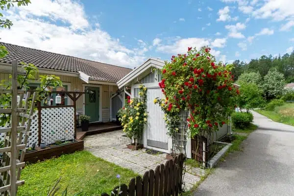 House, 4 rooms, 108 m² in Tumba