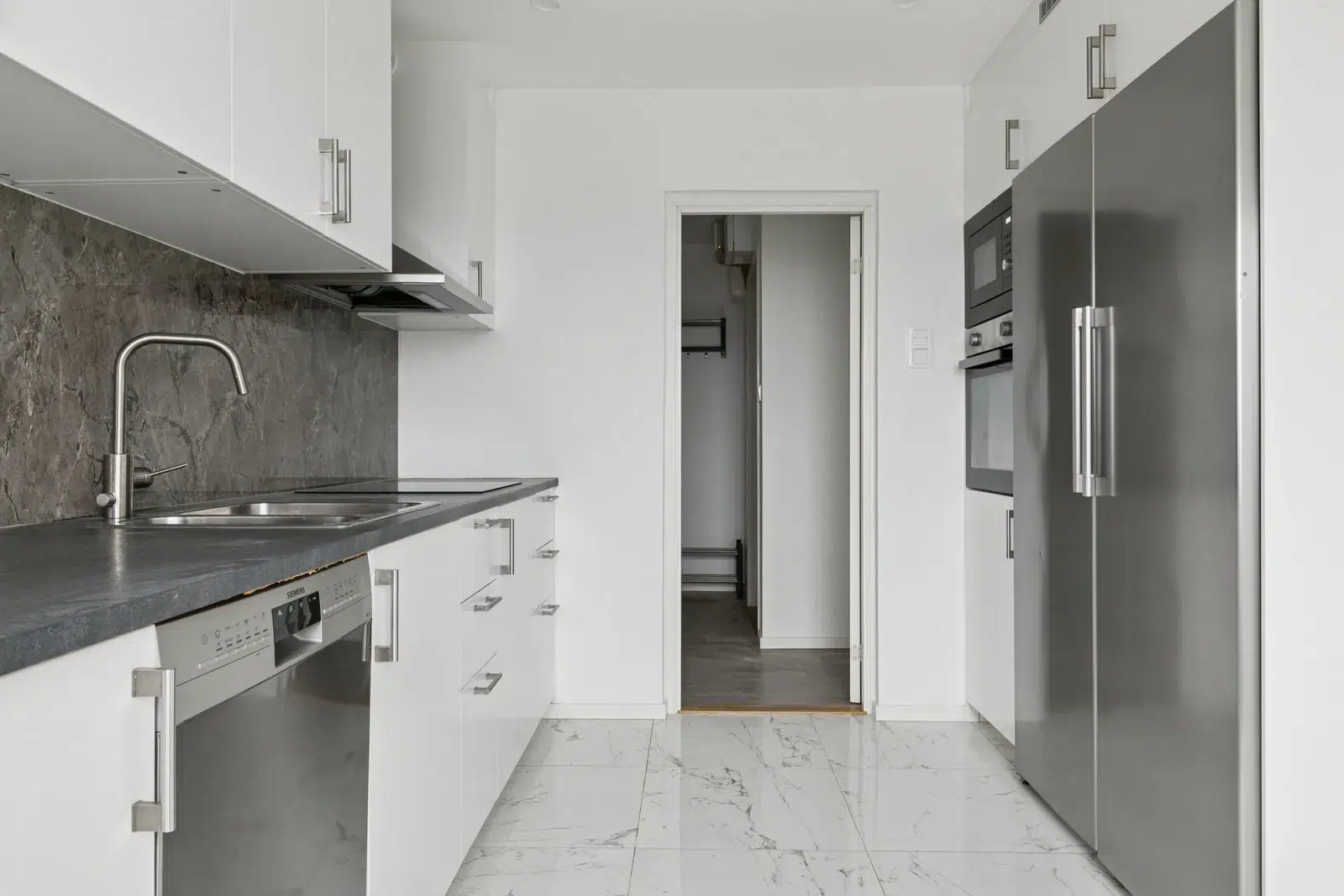 Apartment, Skrakgränd 9, 8tr, Stockholm. Photo 1 of 1