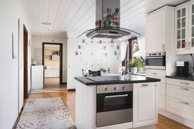 House, 4 rooms, 118 m² in Heby