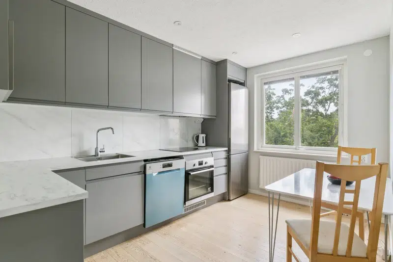 Lägenhet, 2 rum, 60 m² i Stockholm