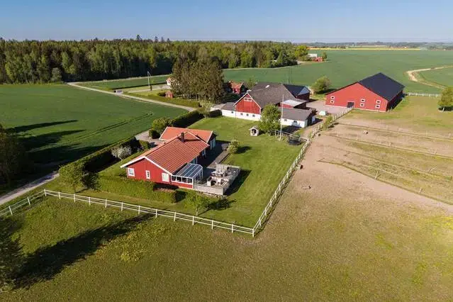 Farm, 5 rooms, 160 m² in Vadstena