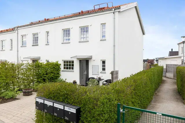 Apartment, 4 rooms, 110 m² in Ystad