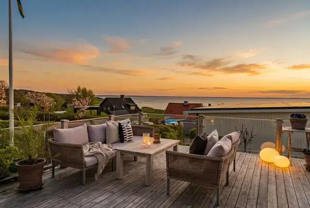 House, 4 rooms, 232 m² in Vejbystrand