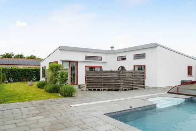 House, 4 rooms, 151 m² in Bunkeflostrand