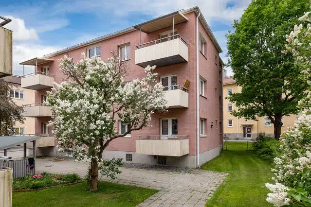 Apartment, 1 room, 37 m² in Örebro