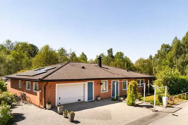 Villa, 5 rum, 179 m² i Höör