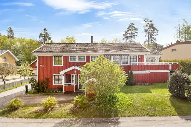 House, 6 rooms, 165 m² in Sandviken