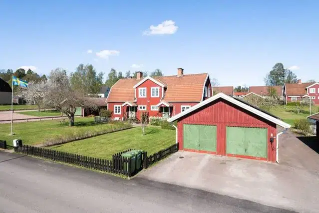 Villa, 3 rum, 104 m² i Boxholm