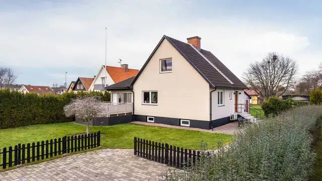 House, 4 rooms, 105 m² in Kristianstad