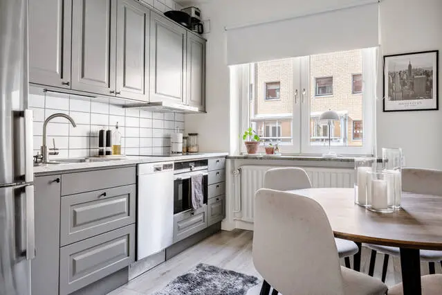 Image 1 of 1 of Lillgatan 42B