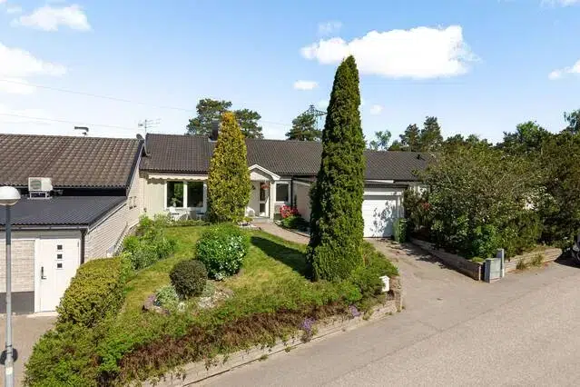 House, 4 rooms, 106 m² in Strängnäs