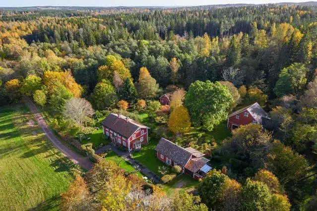 Villa, 8 rum, 234 m² i Ödeshög
