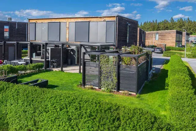 Apartment, 6 rooms, 132 m² in Bro
