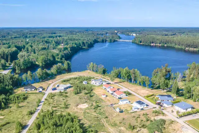 Tomt / mark, 1 m² i Älvkarleö
