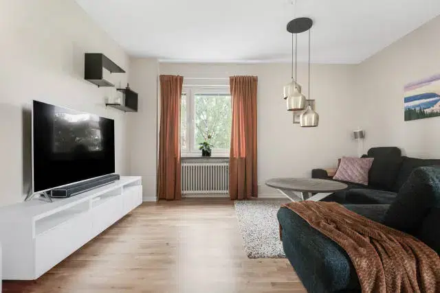 Apartment, 4 rooms, 88 m² in Hässelby
