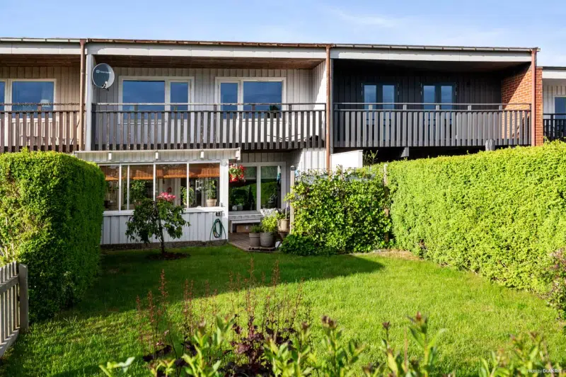 Semi-detached/terraced, 6 rooms, 159 m² in Kristianstad