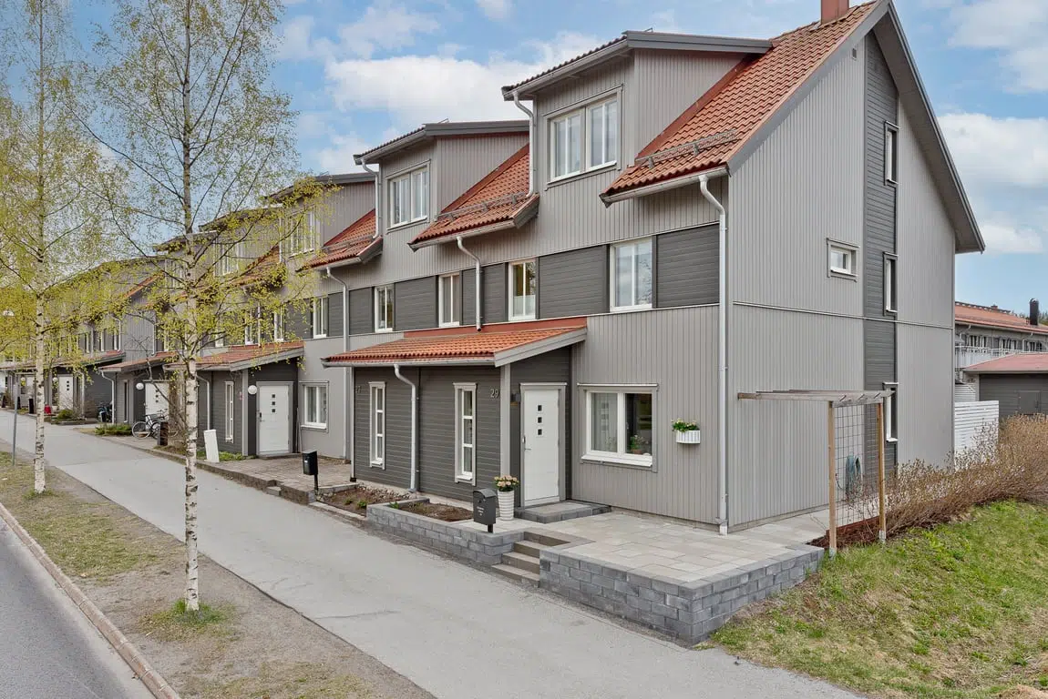 Par-/radhus, Sjöråvägen 29, Umeå. Bild 1 av 1