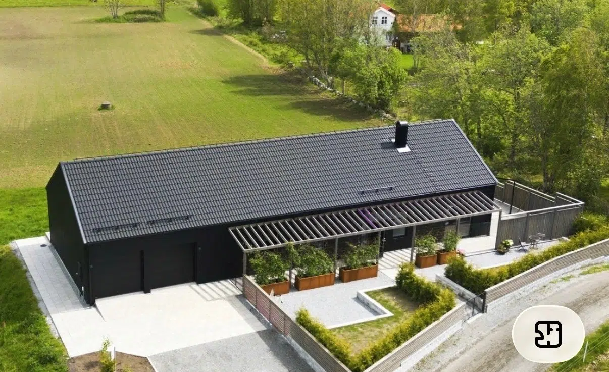 Bild 1 av 41 på Lyr-Bö 169