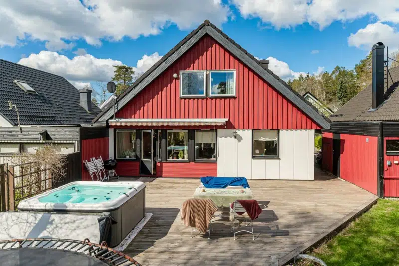 Semi-detached/terraced, 5 rooms, 142 m² in Nyköping