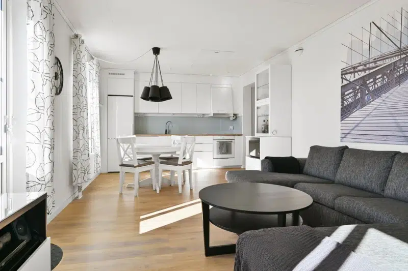 Lägenhet, 2 rum, 53 m² i Södertälje