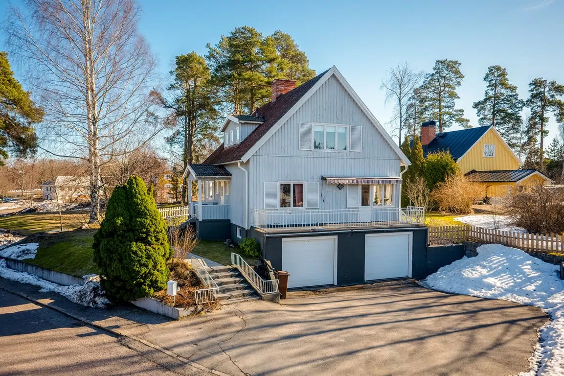 Image 1 of 1 of Finlandsgatan 12