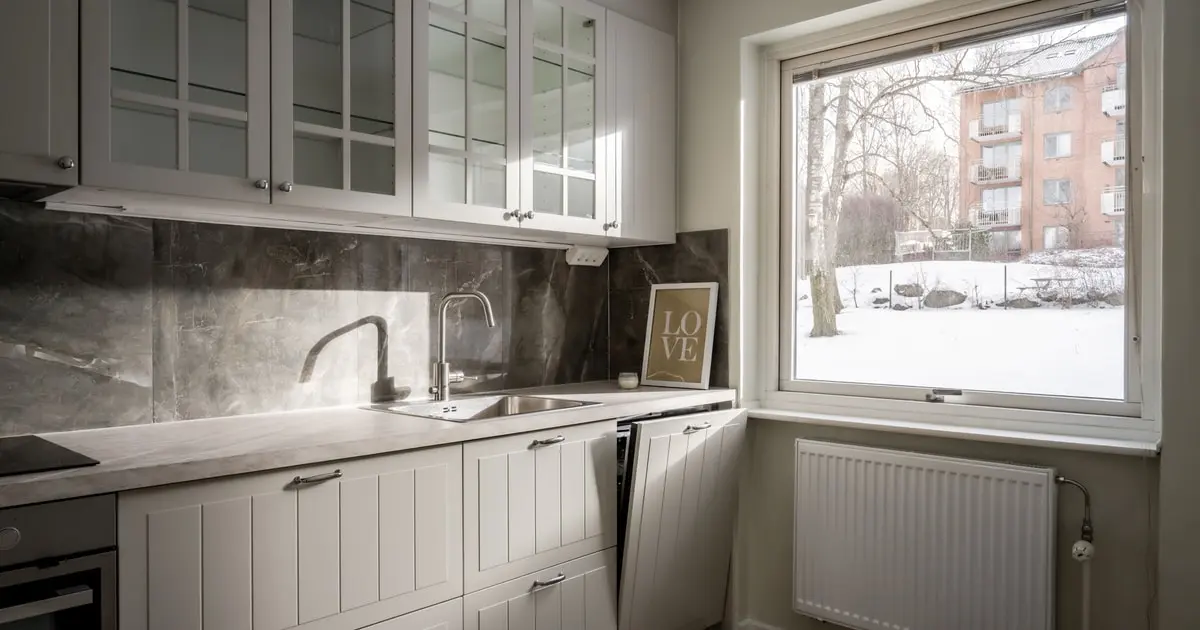 Image 1 of 1 of Lindormsgatan 22
