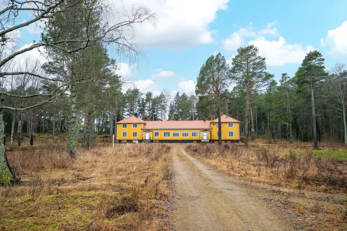 Bild 1 av 21 på Stenövägen 10