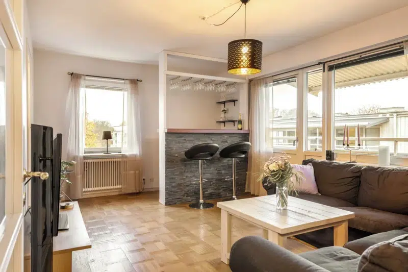Apartment, 2 rooms, 58 m² in Ale