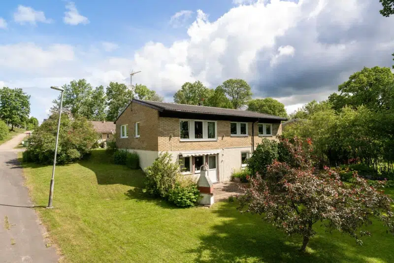 House, 6 rooms, 180 m² in Mullsjö