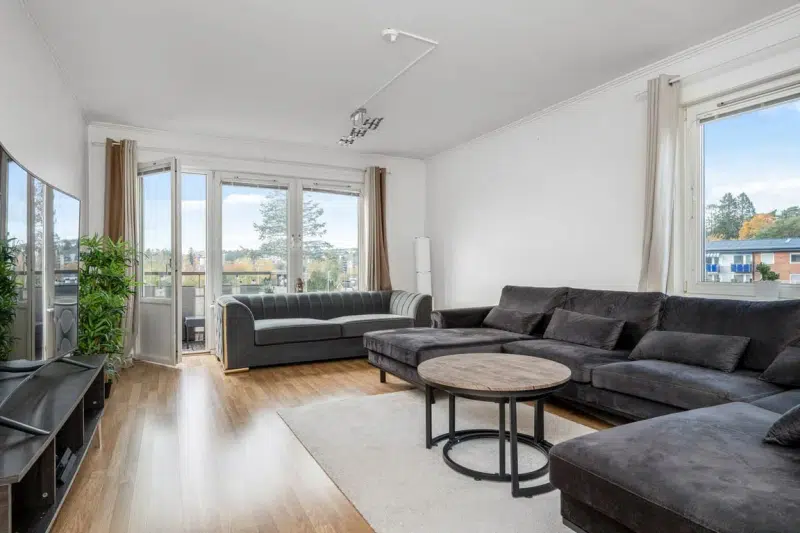 Lägenhet, 2 rum, 63 m² i Södertälje