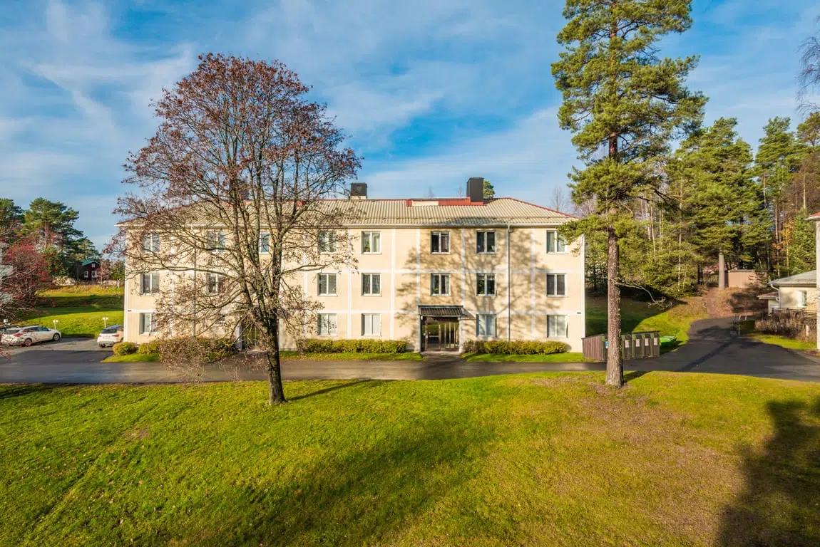 Bild 1 av 16 på Lejonvägen 8A