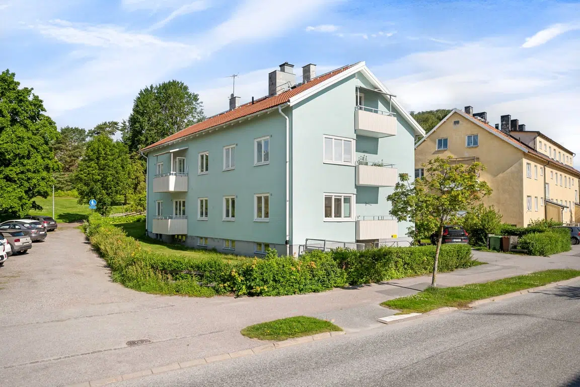 Image 1 of 23 of Ringvägen 42