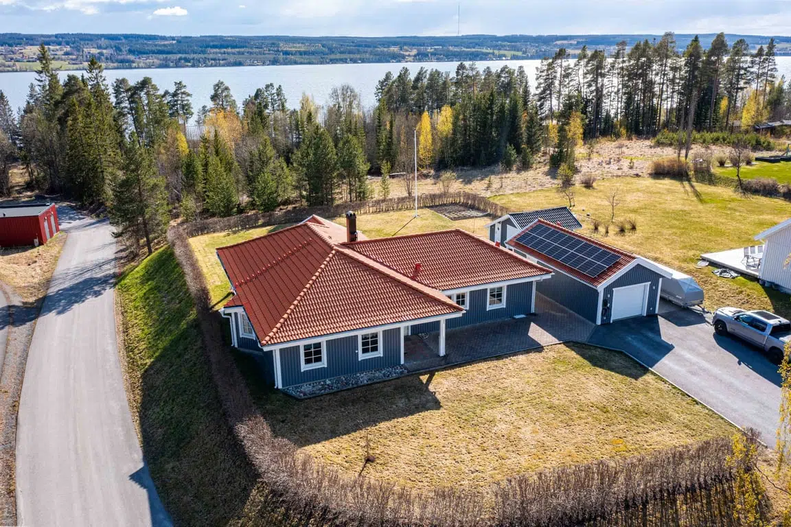 Villa, Solrosvägen 1, Östersund. Bild 1 av 1