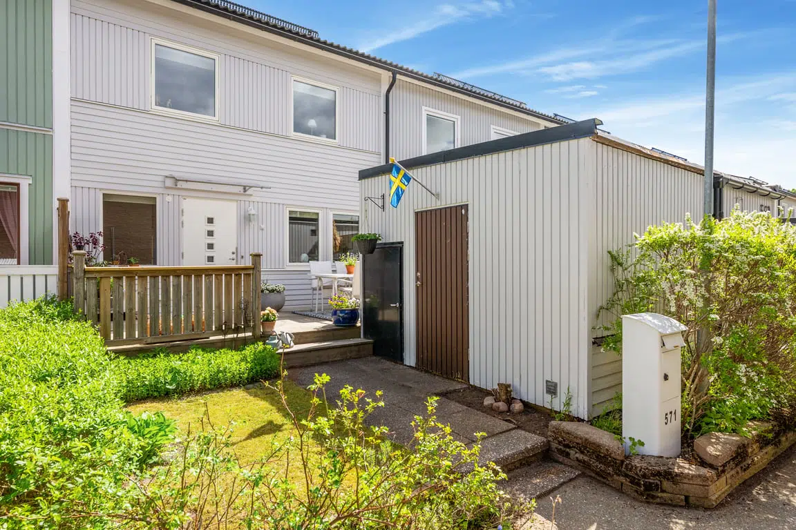 Bild 1 av 1 på Svartbäcksgränsen 571