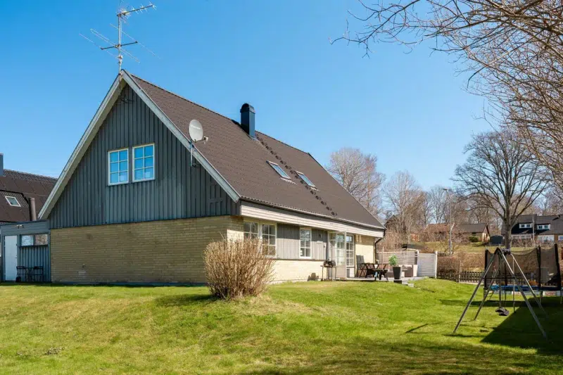 House, 6 rooms, 163 m² in Mullsjö