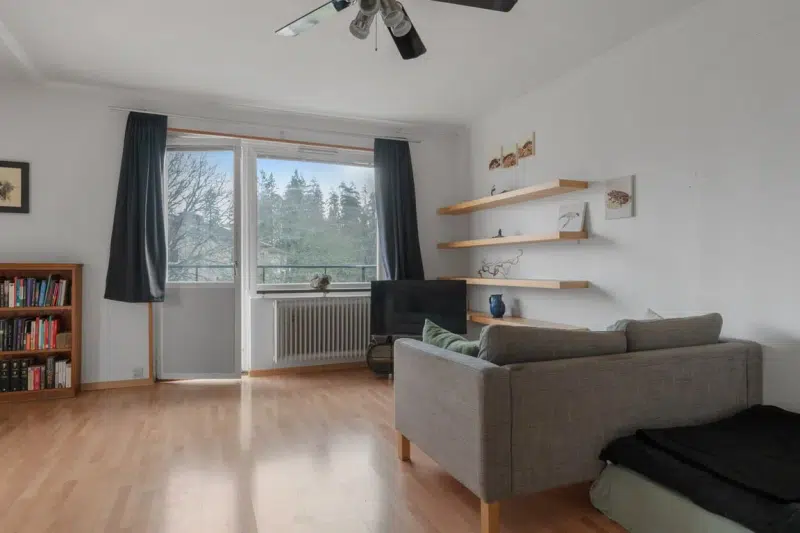 Lägenhet, 1 rum, 39 m² i Södertälje