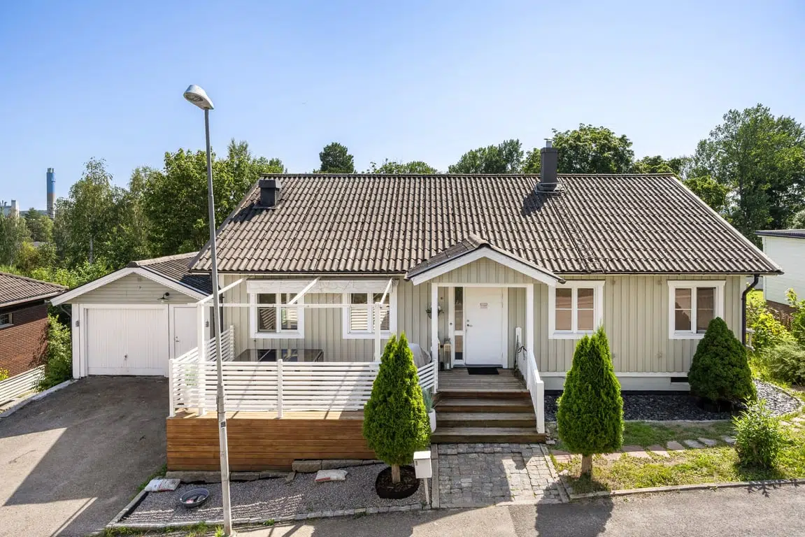 Image 1 of 41 of Åsbergsvägen 16