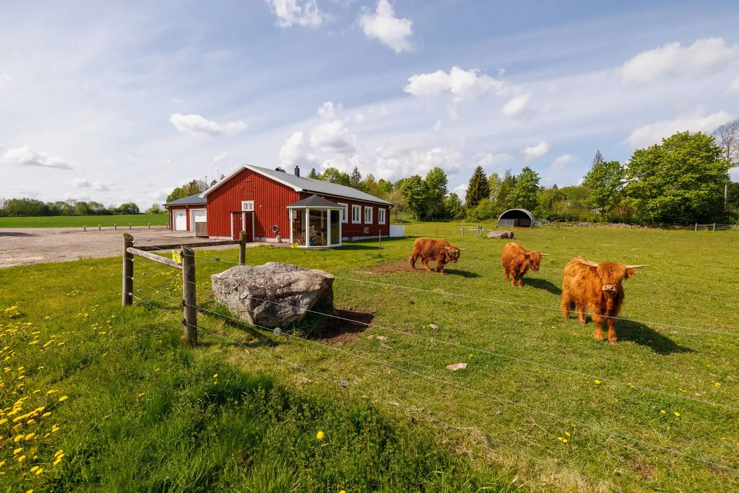 Image 1 of 24 of Södra Mossby 126