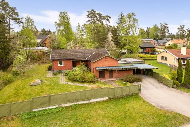 Villa, 6 rum, 189 m² i Köping