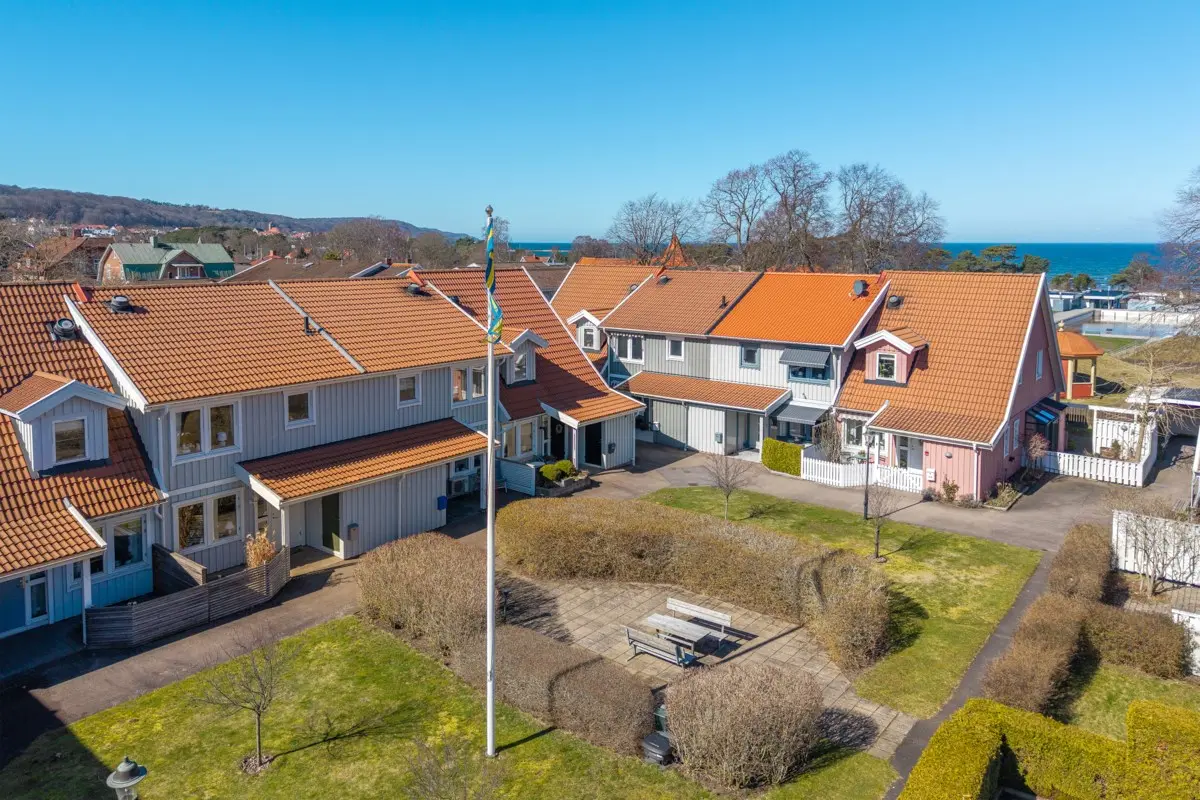 Par-/radhus, Havsbadsvägen 15B. Bild 1 av 1