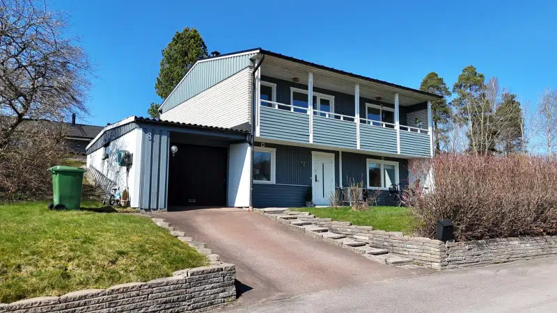 House, 5 rooms, 108 m² in Grums
