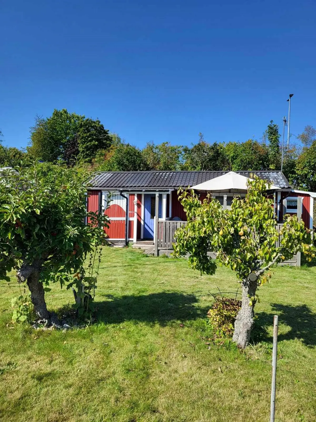 Image 1 of 27 of Rosengången 24