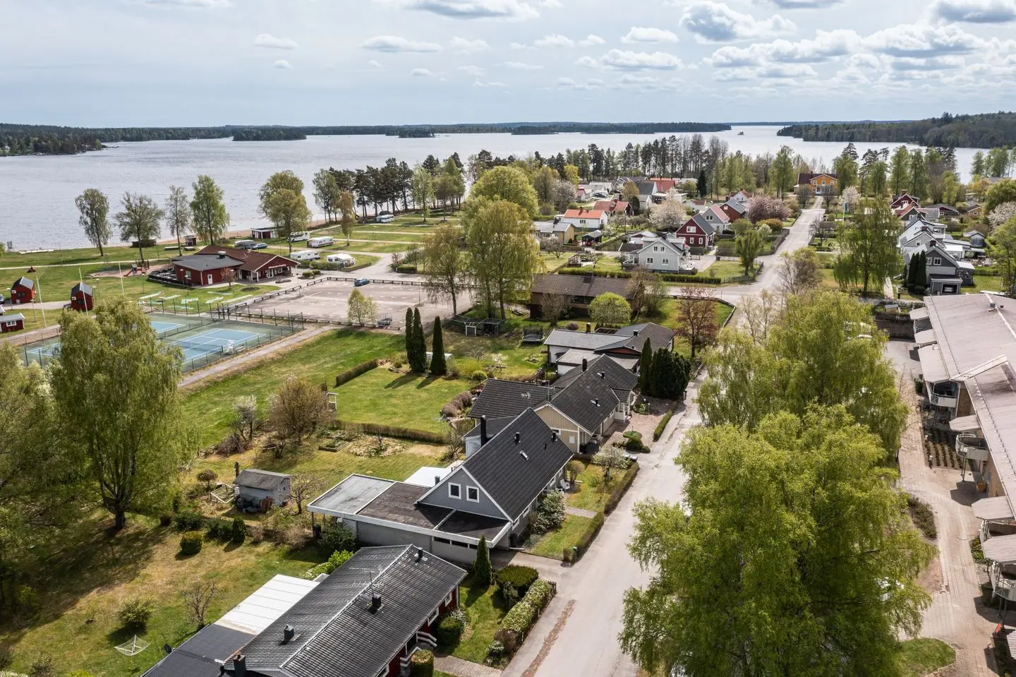 Image 1 of 49 of Prästgatan 17