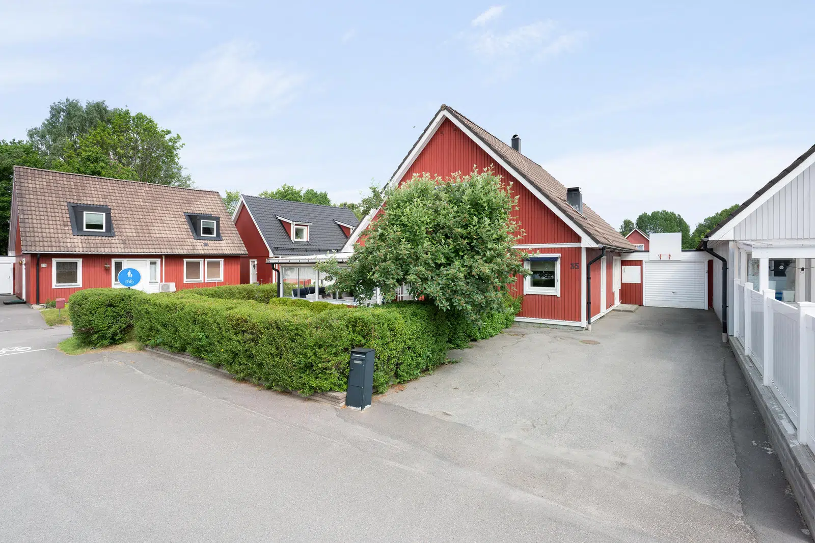 Villa, Gaddaborgsvägen 35, Gävle. Bild 1 av 1