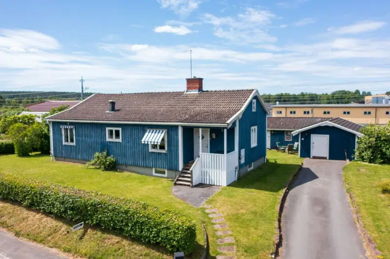 House, 3 rooms, 98 m² in Aneby