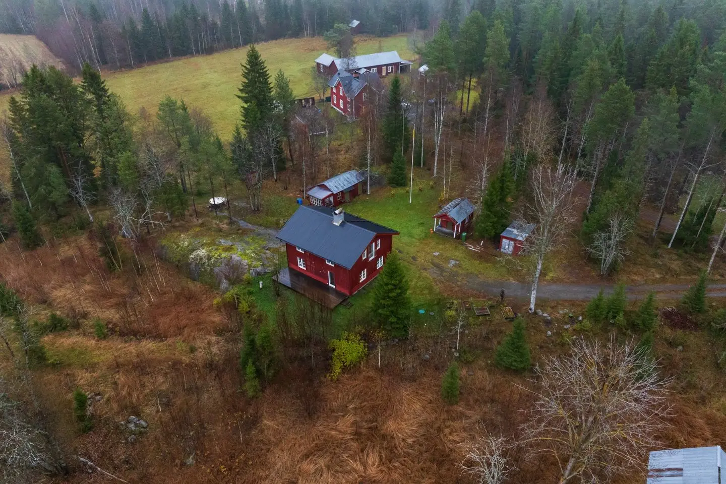 Bild 1 av 37 på Brännstan 93