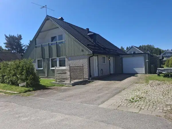 House, 6 rooms, 155 m² in Nora