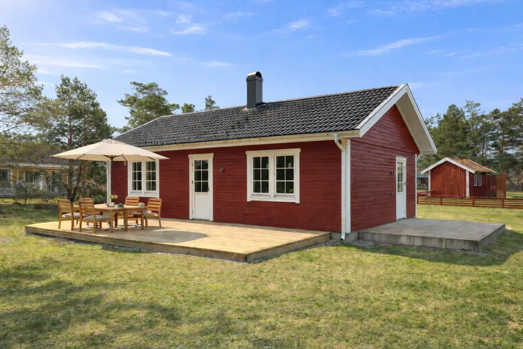 Bild 1 av 21 på Gårdby 104B