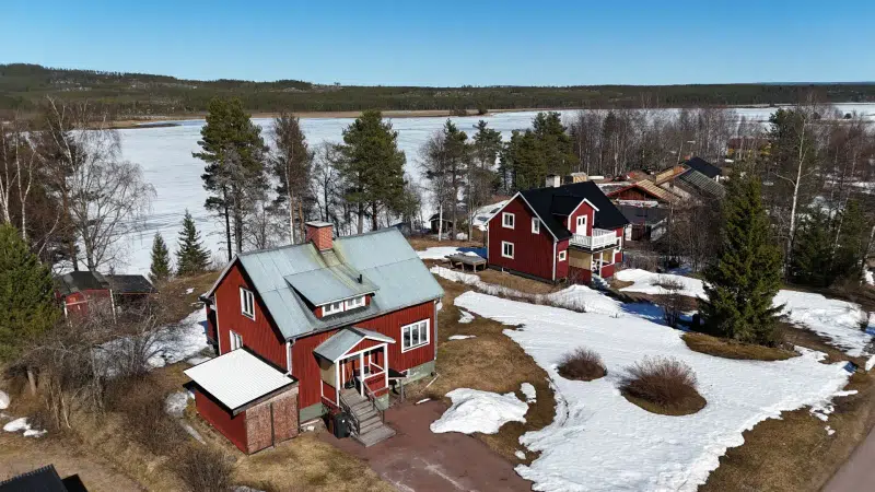 House, 4 rooms, 100 m² in Älvdalen